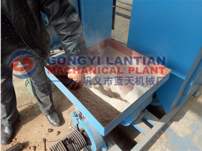 Rod charcoal briquettes machine