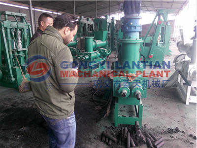 Charcoal extrude machine