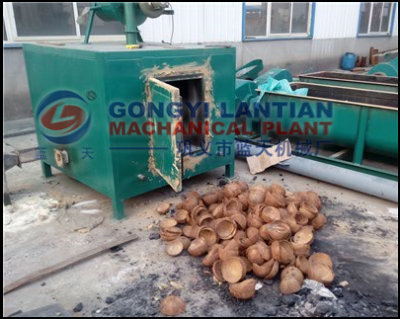 Coconut shell charcoal making machine