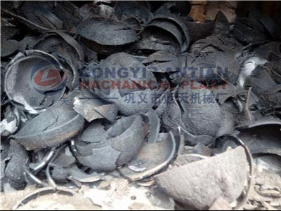 Coconut shell charcoal making machine