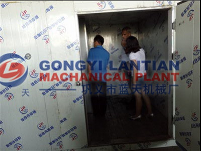 Charcoal briquettes dryer